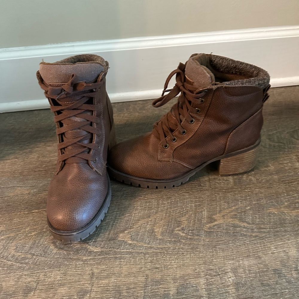 MIA Lace Up Heeled Boots